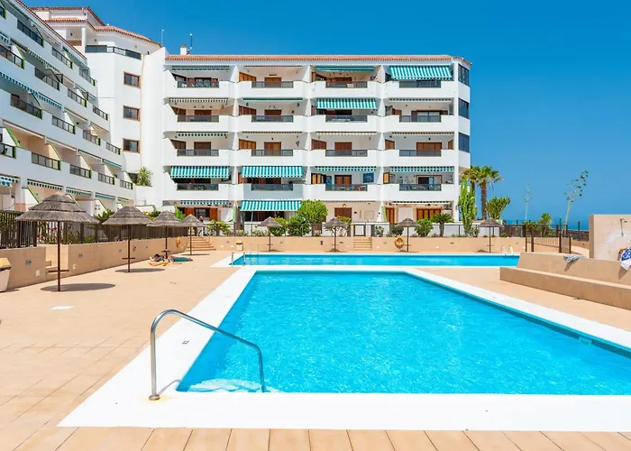 Atlantic Penthouse Retreat דירה *